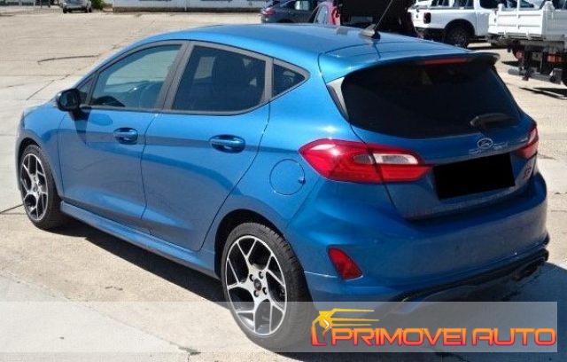 FORD Fiesta usata, con Cruise Control
