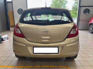 OPEL Corsa usata, con Autoradio