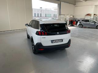 PEUGEOT 5008 usata, con Alzacristalli elettrici