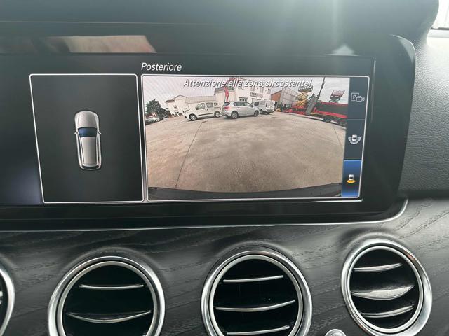 MERCEDES-BENZ E 200 usata, con Luci diurne LED