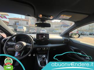 TOYOTA Yaris usata, con Fendinebbia
