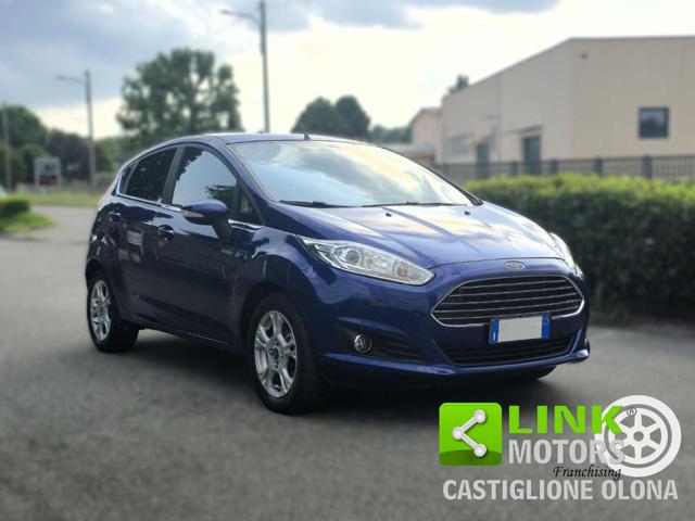 FORD Fiesta usata, con Autoradio