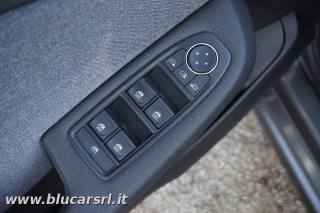 RENAULT Clio usata, con Sedile posteriore sdoppiato