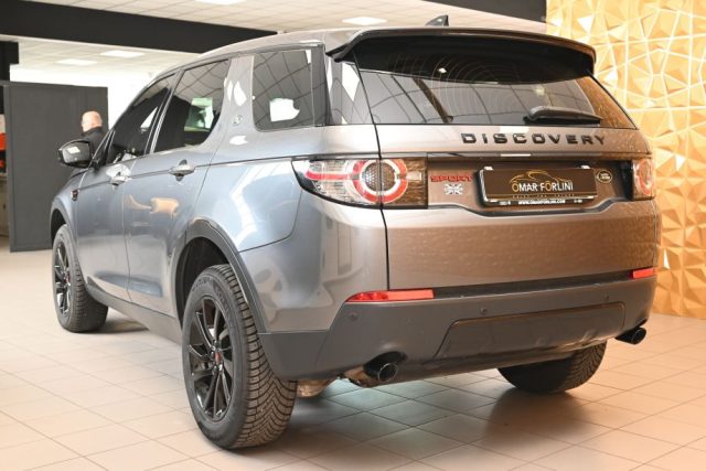 LAND ROVER Discovery Sport usata 2