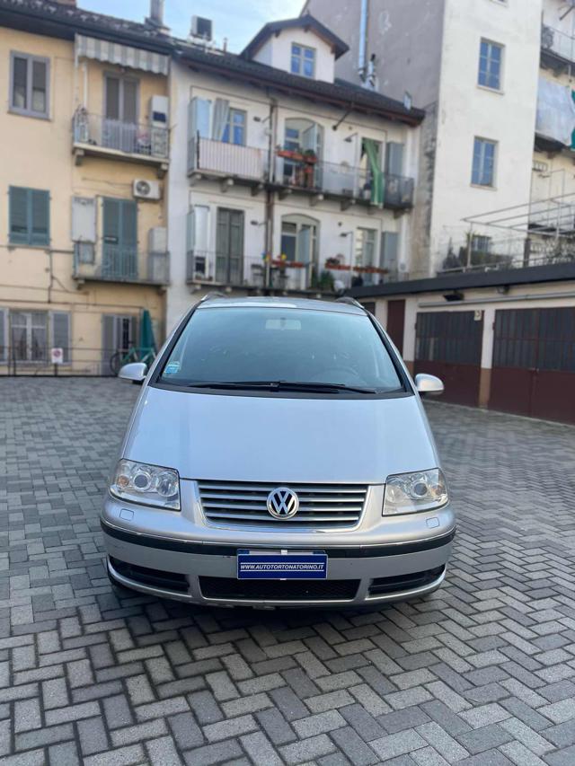 VOLKSWAGEN Sharan usata, con Airbag
