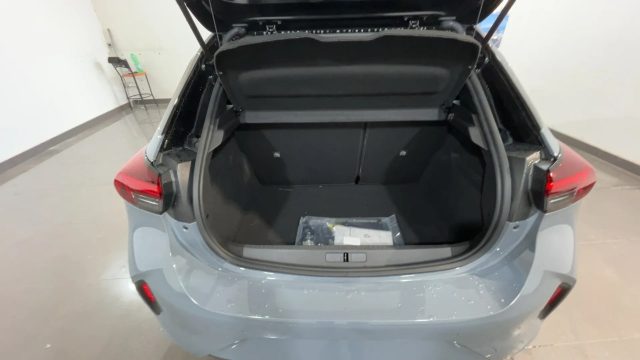 OPEL Corsa usata, con Fari LED