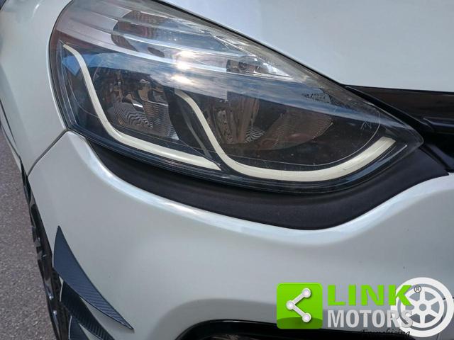 RENAULT Clio usata, con Sedile posteriore sdoppiato