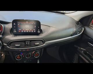 FIAT Tipo usata, con Controllo automatico clima