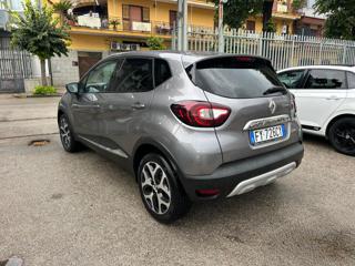 RENAULT Captur usata, con Alzacristalli elettrici