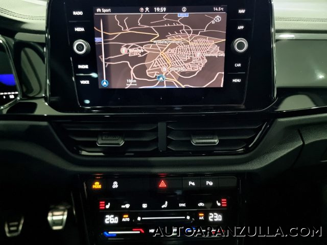 VOLKSWAGEN T-Roc usata, con ESP