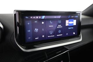 PEUGEOT 2008 usata 10