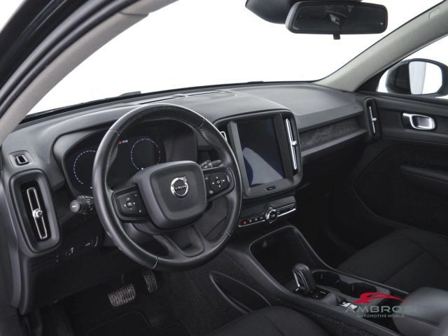 VOLVO XC40 usata 7
