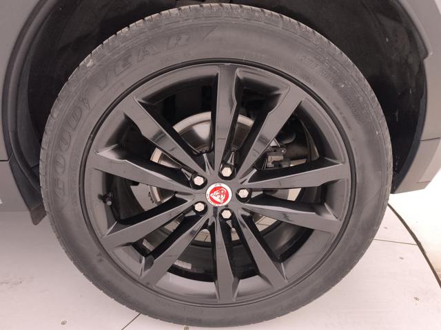 JAGUAR E-Pace usata, con Autoradio digitale