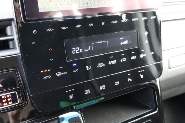 HYUNDAI Staria usata, con Fendinebbia