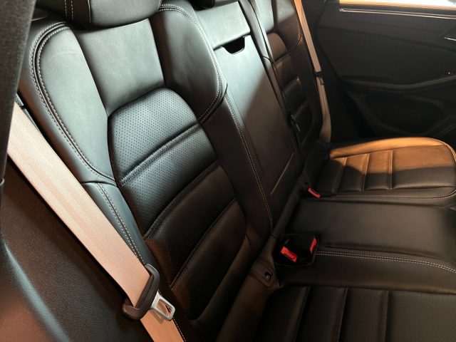 PORSCHE Macan usata, con Portellone posteriore elettrico