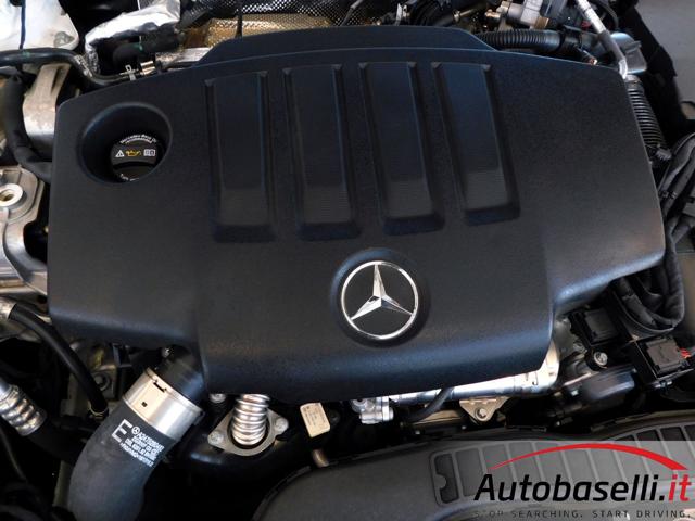MERCEDES-BENZ A 200 usata, con Specchietti laterali elettrici