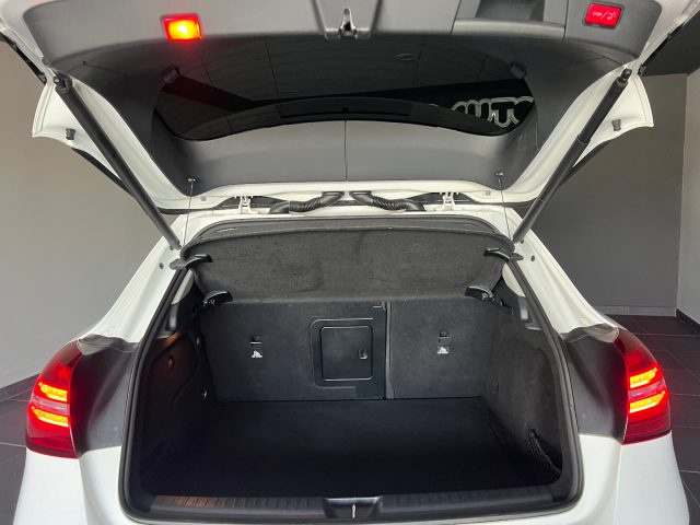 MERCEDES-BENZ GLA 200 usata, con Climatizzatore