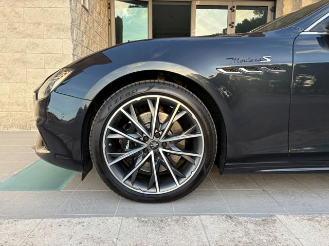 MASERATI Ghibli usata, con Sensori di parcheggio anteriori