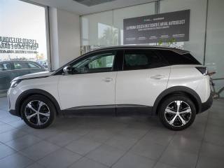 PEUGEOT 3008 usata, con Airbag