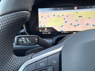 VOLKSWAGEN Touareg usata, con Park Distance Control