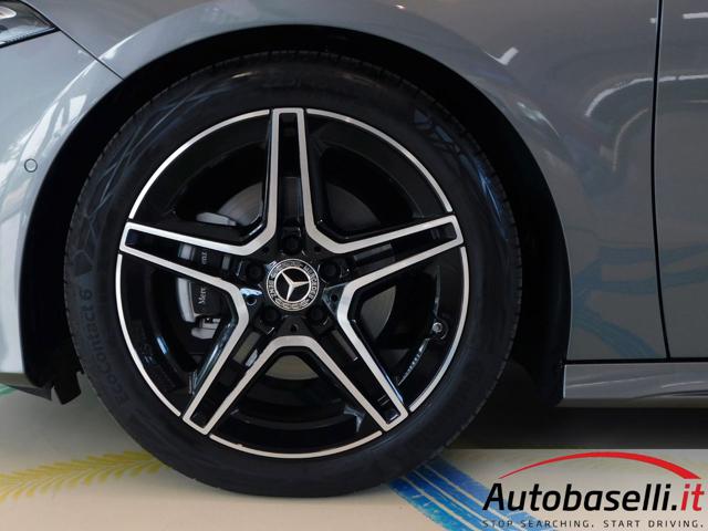 MERCEDES-BENZ A 200 usata, con Specchietti laterali elettrici