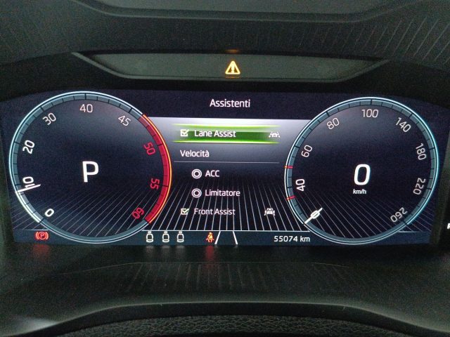 SKODA Karoq usata, con Fari LED
