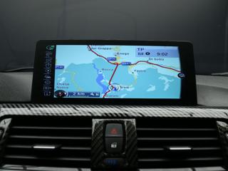 BMW 330 usata, con Fari Xenon