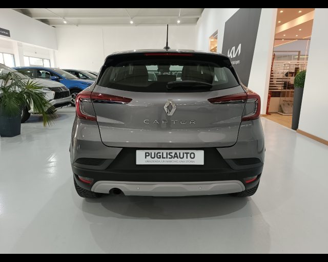 RENAULT Captur usata, con Autoradio