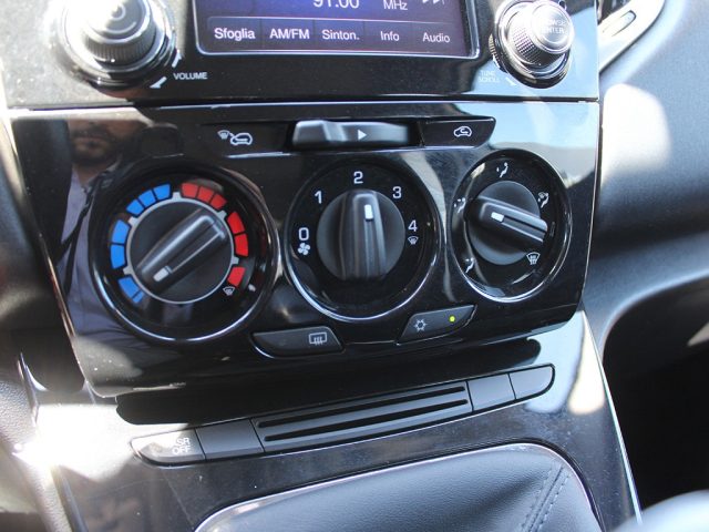 LANCIA Ypsilon usata, con Sensori di parcheggio posteriori
