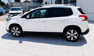 PEUGEOT 2008 usata, con Autoradio