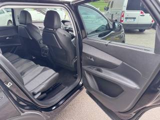 PEUGEOT 5008 usata, con Bluetooth