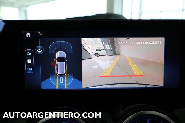 MERCEDES-BENZ GLA 180 usata, con Sedili riscaldati