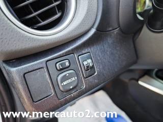 TOYOTA Yaris usata 13