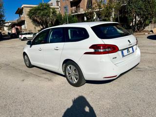 PEUGEOT 308 usata, con Airbag laterali