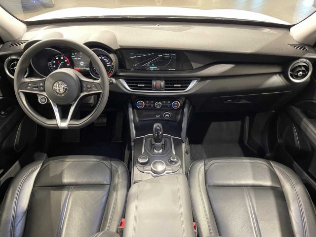 ALFA ROMEO Stelvio usata, con Fari Xenon