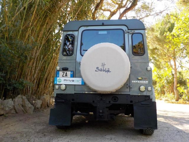 LAND ROVER Defender usata 23