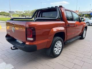 VOLKSWAGEN Amarok usata, con Airbag laterali