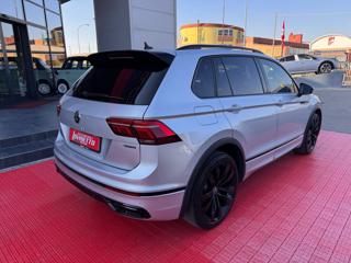 VOLKSWAGEN Tiguan usata, con Autoradio