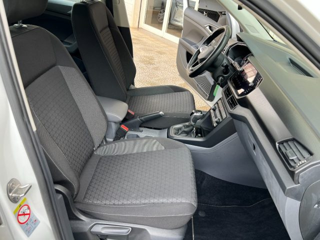 VOLKSWAGEN T-Cross usata 10