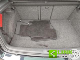VOLKSWAGEN Golf usata, con Sedile passeggero ribaltabile