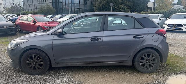 HYUNDAI i20 usata, con Airbag laterali
