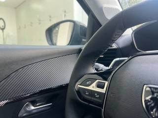 PEUGEOT 208 usata, con Controllo automatico clima