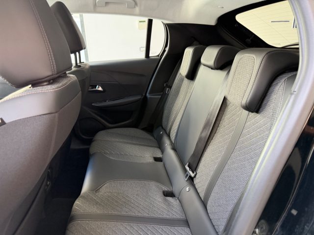 PEUGEOT 208 usata, con Sensori di parcheggio anteriori
