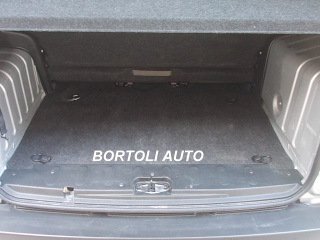 FIAT Fiorino usata, con Controllo trazione