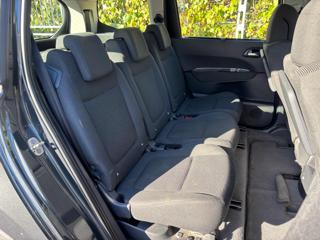 PEUGEOT 5008 usata, con Lettore CD