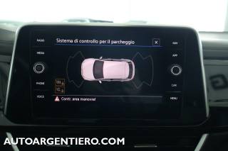 VOLKSWAGEN T-Roc usata, con USB