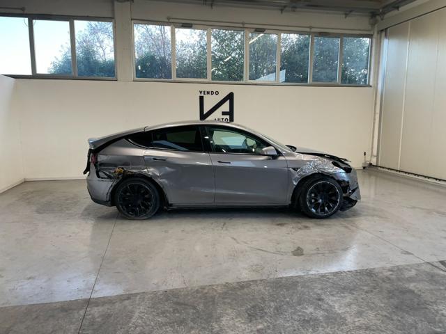 TESLA Model Y usata, con Chiusura centralizzata