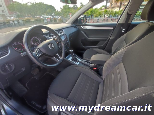 SKODA Octavia usata 26