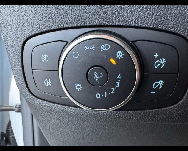 FORD Focus usata, con Sedile posteriore sdoppiato