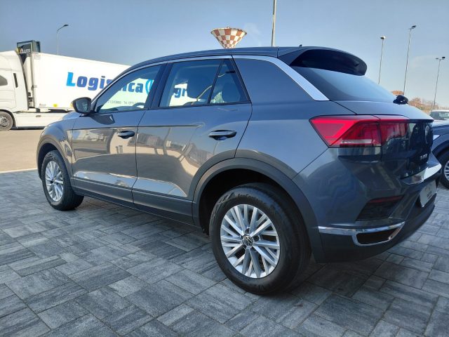 VOLKSWAGEN T-Roc usata, con Autoradio